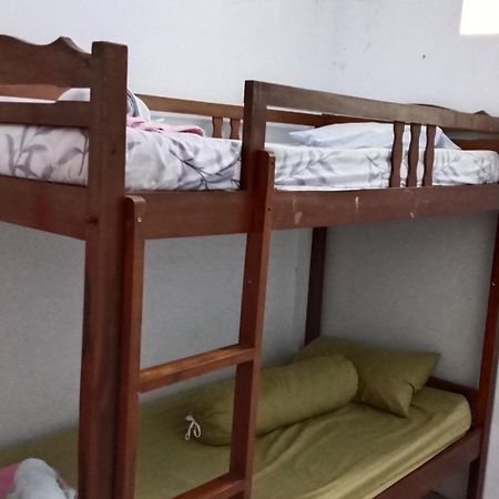 Tiga Dua Homestay Yogyakarta Esterno foto
